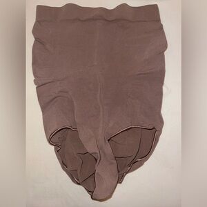 NWOT Skims Shapewear Seamless Sculpt High Waisted Brief Stretch XXL/XXXL